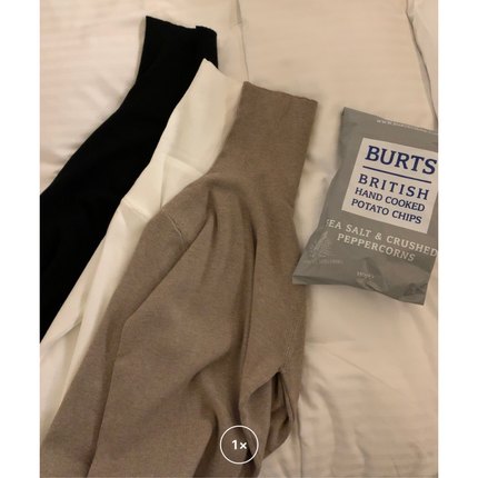 Veee 回馈款 软糯糯的基础色高领针织打底 三色都好搭显瘦打底衫