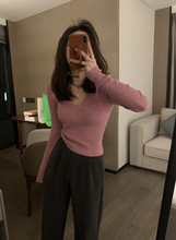 Veee 软软桃心领纯欲百搭显瘦软糯弹力修身针织V领打底衫长袖上衣