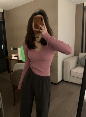 Veee 软软桃心领纯欲百搭显瘦软糯弹力修身针织V领打底衫长袖上衣