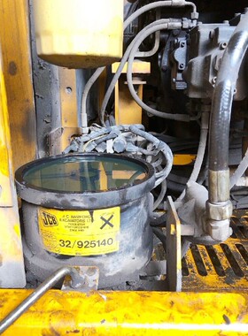 挖掘机配件JCB200 210 220 230 240 290 330液压油滤芯尼芙蓉滤芯