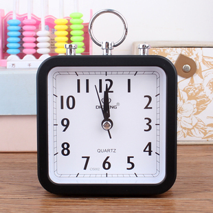 闹钟静音台钟客厅简约时尚卧室小时钟壁卡通学生现代创意石英钟表