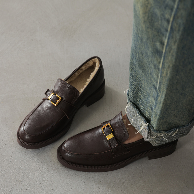 纯羊毛羊皮JK小皮鞋2025冬粗中跟圆头真皮金属扣乐福鞋保暖单鞋女