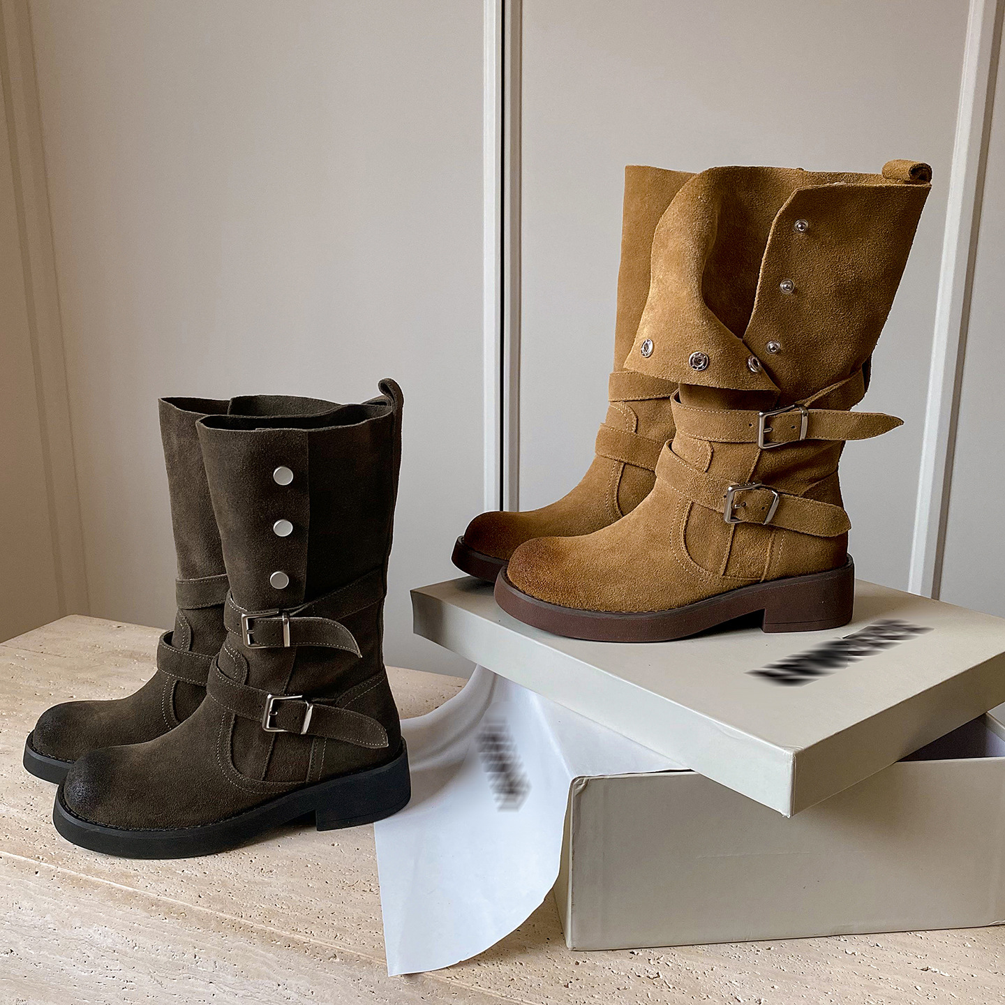 两穿松弛感纽扣皮带扣西部靴牛反绒面2025厚底粗中跟真皮中筒靴子