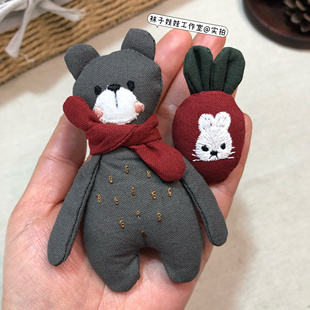 手工制作可爱森系卡通布艺围巾小熊 发饰服饰配件装饰胸针配饰