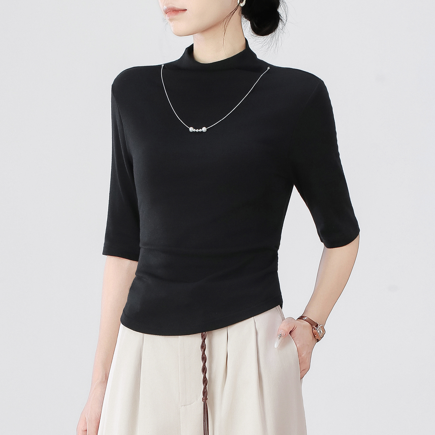 简约时尚半高领短袖T恤女2025秋季新款修身显瘦洋气质上衣打底衫