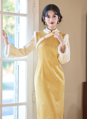 黄色长袖旗袍2025年冬季新款加绒加厚复古年轻款改良日常连衣裙女