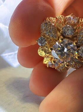 古董意大利92513金色重工克风