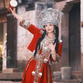 苗族新款 表演服旅拍摄影服饰成人红色 2025苗疆少数名族舞台服装