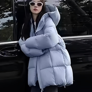 张贝贝超轻无胆90%白鸭绒面包服外套女连帽中长款 泡芙加厚羽绒服