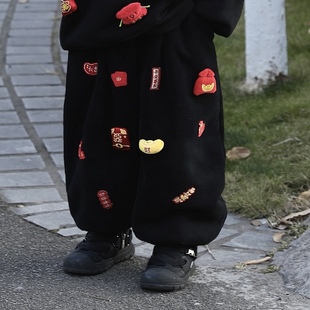 Jimmy妈童装【好运连连】冬季新款儿童刺绣立体挂件加绒休闲裤