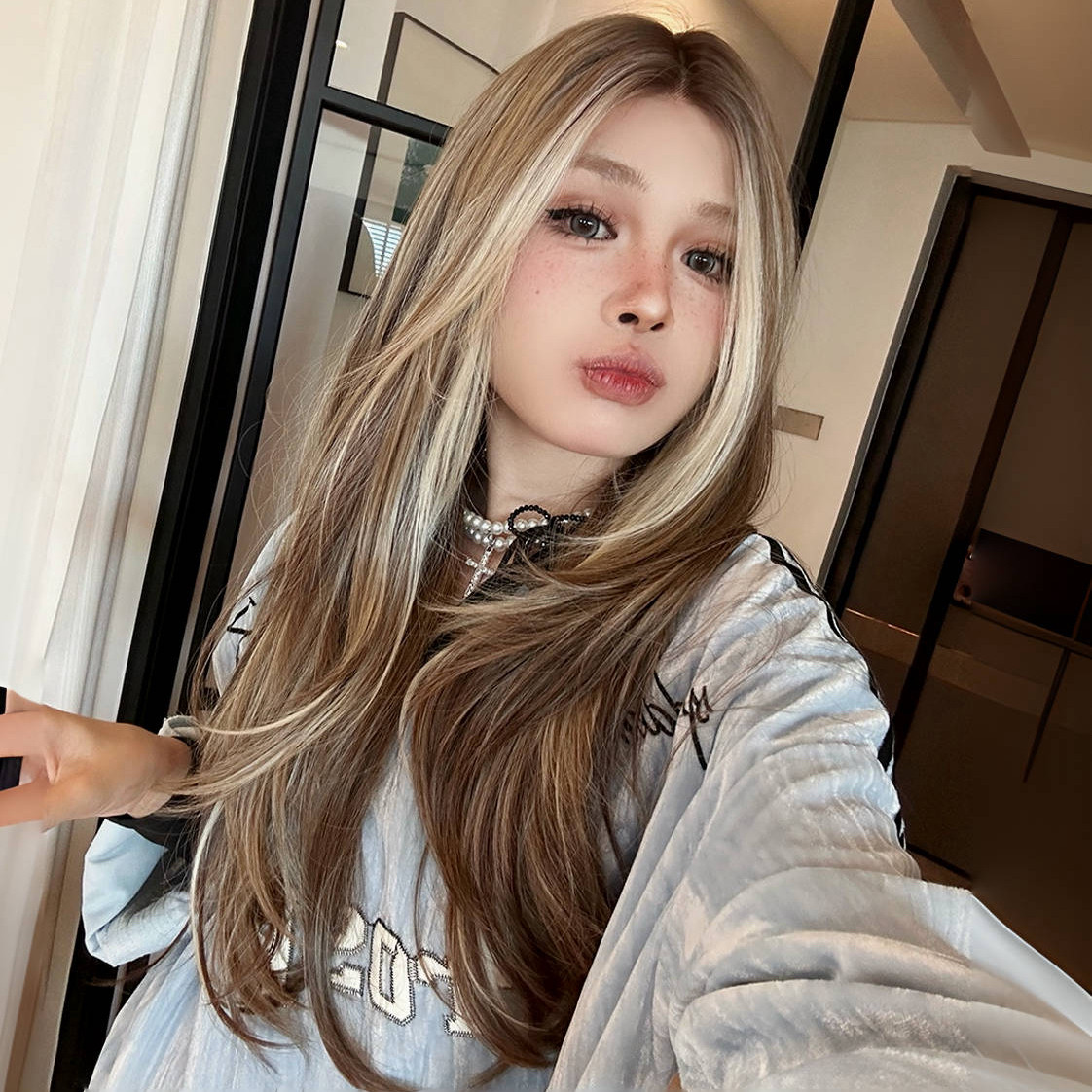 《加州辣妹》亚麻挑染金色假发女全头套仿真人发丝中分长直发自然