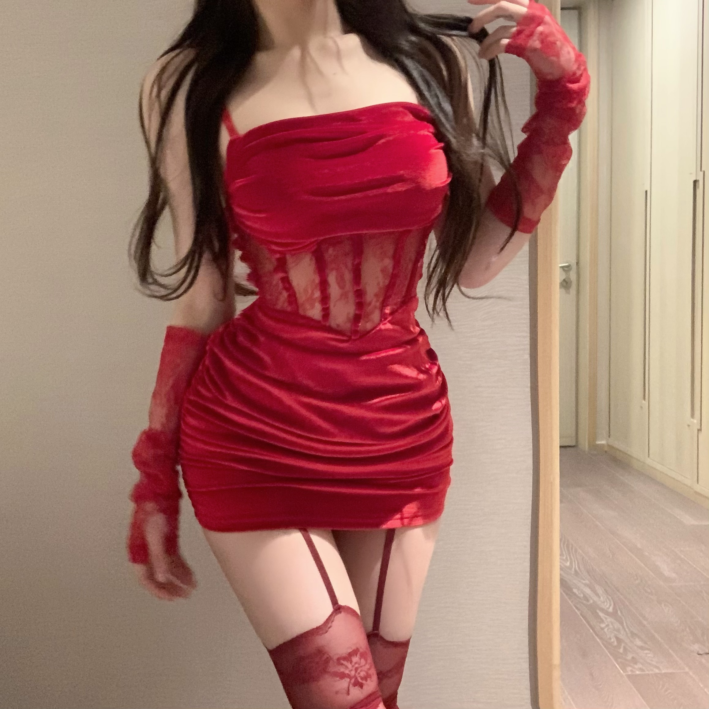 性感丝绒睡衣秋冬情趣味吊带内衣包臀红色约会床上情调qqny诱惑装