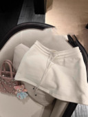 巨好穿 自留N条运动卫裙高腰a字裙白色半身裙短裙