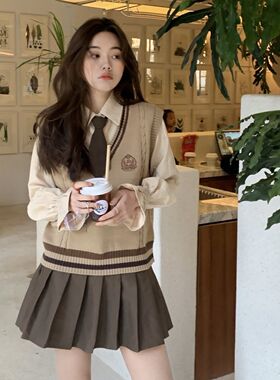 胖MM200斤特大码学院针织衫V领马甲背心韩版宽松新款毛衣外套马夹