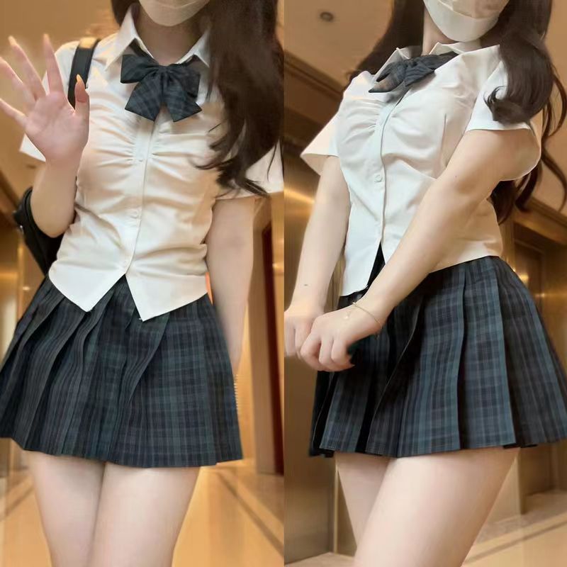 胖MM大码夏季修身显瘦衬衣纯欲风辣妹短袖上衣学院风jk收腰衬衫女