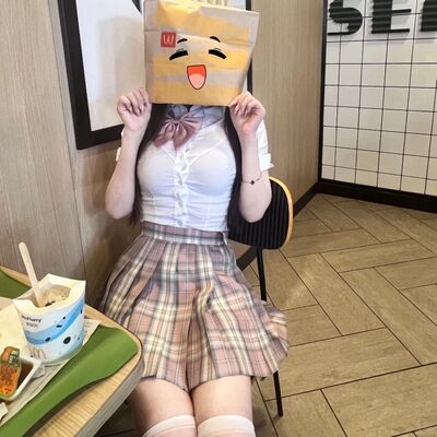 胖MM200斤特大码衬衫jk制服裙粉格套装校供感衬衣百褶裙两件套女