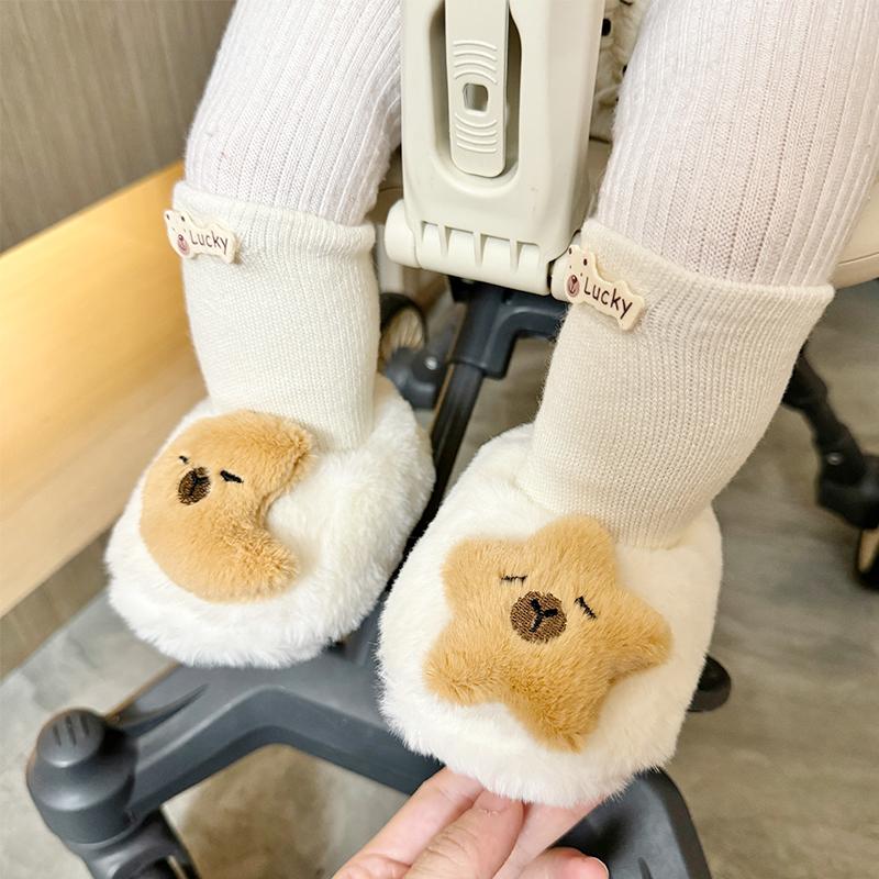 冬季婴幼儿加绒软底加厚保暖鞋袜