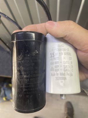 东贝2178压缩机启动器！ QL2-8.2带电容75UF和15UF两只