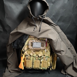 无贼户外斗篷衣暴雨防水徒步登山露营战术多功能战术雨披危机4款