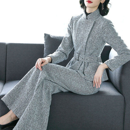 冬装女洋气套装2024新款冬季羊毛呢外套设计感上衣显瘦网红两件套 - 封面