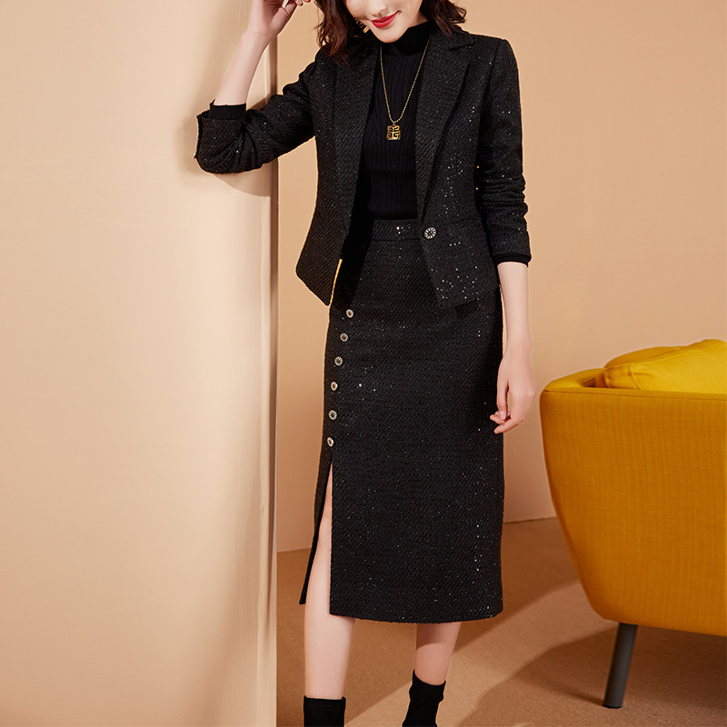 美妃雅黑色时尚小香风套装裙女2024年新款秋冬季半身西装裙两件套