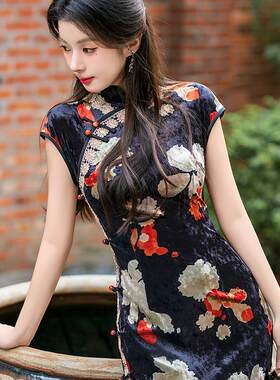 老上海传统金丝绒印花旗袍女中国风高端优雅大气改良日常走秀演出