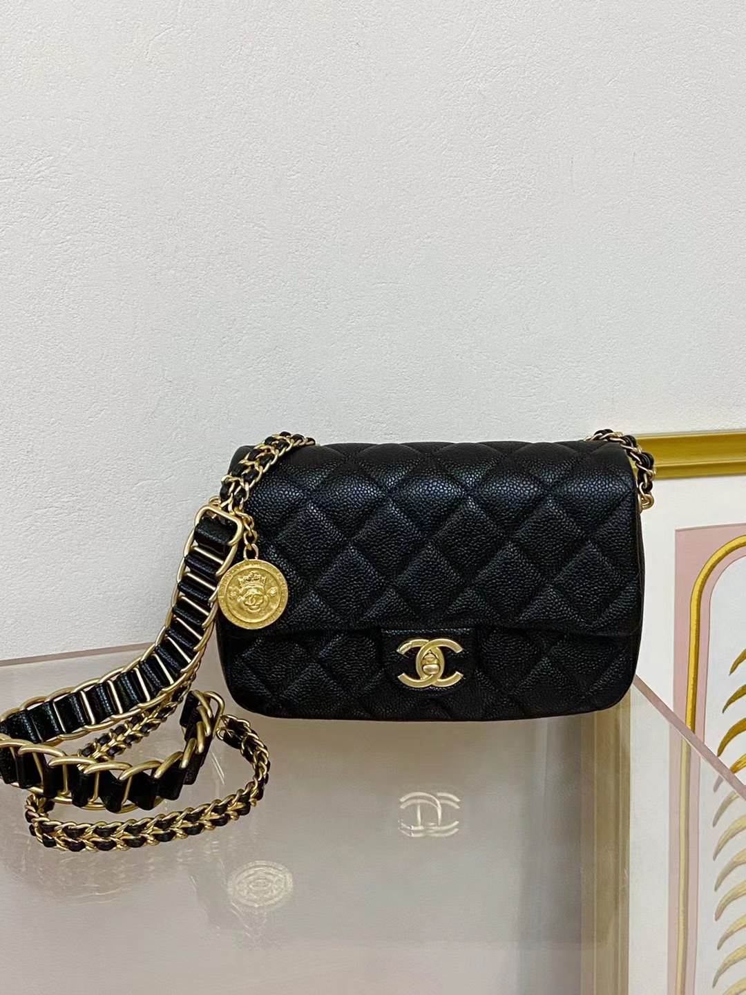 99新香奈儿Chanel cf大mini金币人像黑金鱼子酱牛皮单肩斜挎包