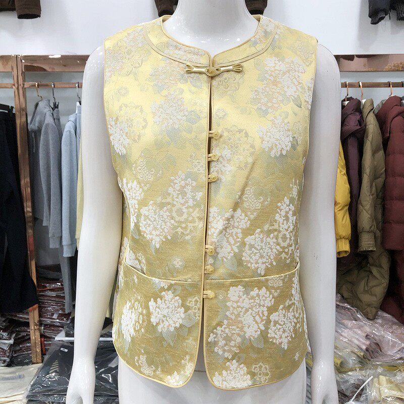 国风新中式盘扣马甲2026春季新款洋气马夹女背心复古高级感 16