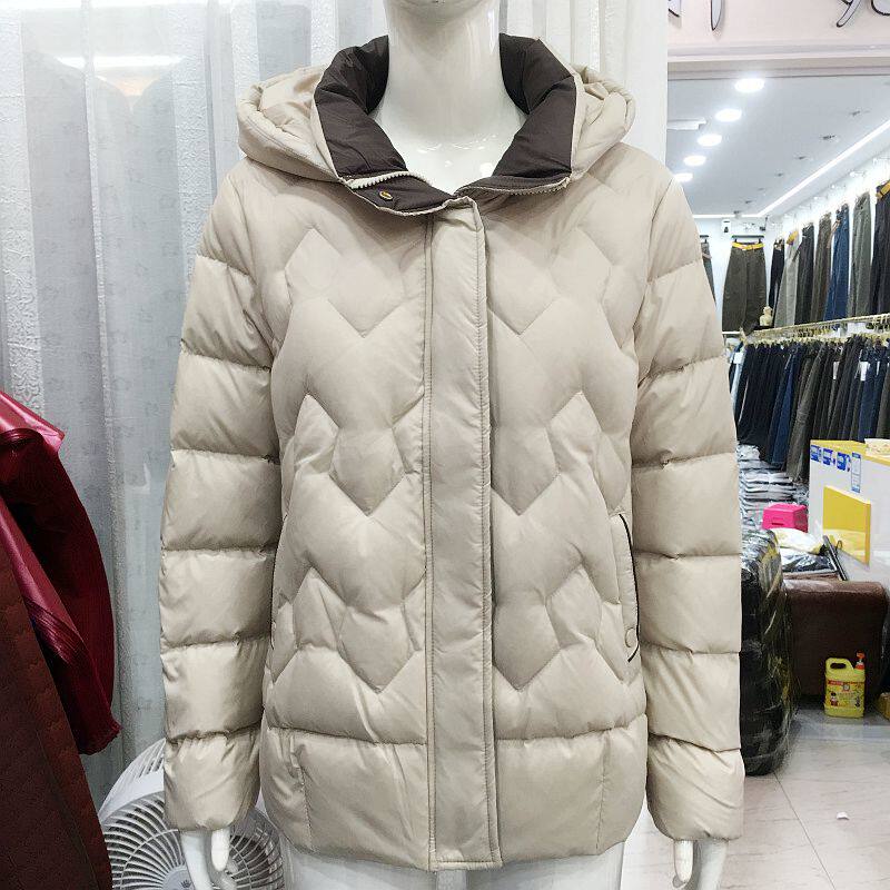 美尚01 中年白鸭绒连帽羽绒服女式2026冬季新款韩版妈妈羽绒外套