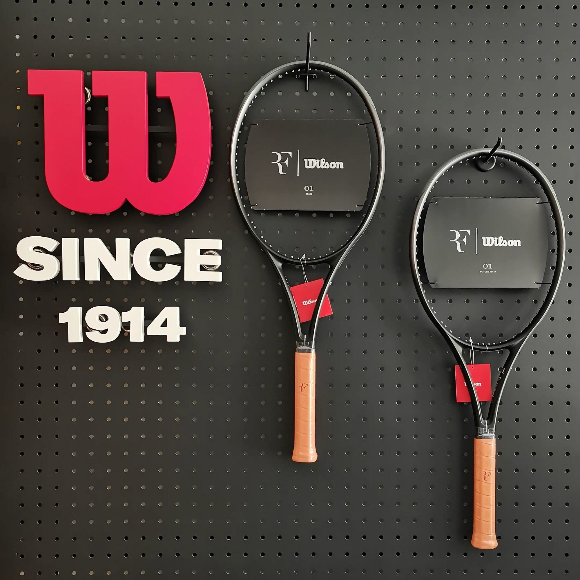 Wilson/威尔胜RF 01男女费德勒同款RF01小黑碳素正品网球拍FRM 2
