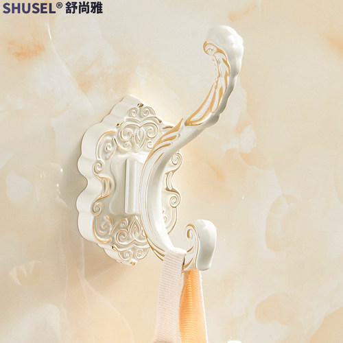 单个客厅浴室门后欧式挂衣钩