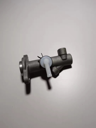 江淮帅铃3代离合器总泵 帅铃Q3 Q6 H330 离合器主缸1608010LE010