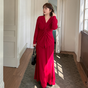 V领扭结套装 胖mm气质显瘦鱼尾半裙法式 小波家2026春季 1.4日新品