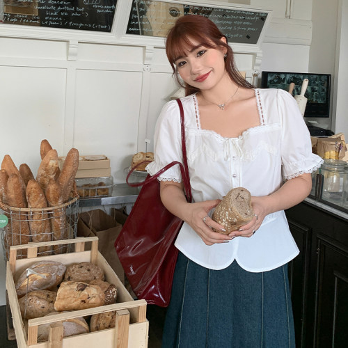 小波家2026夏季胖mm新款法式甜美风方领小衫大码白色短袖衬衫显瘦