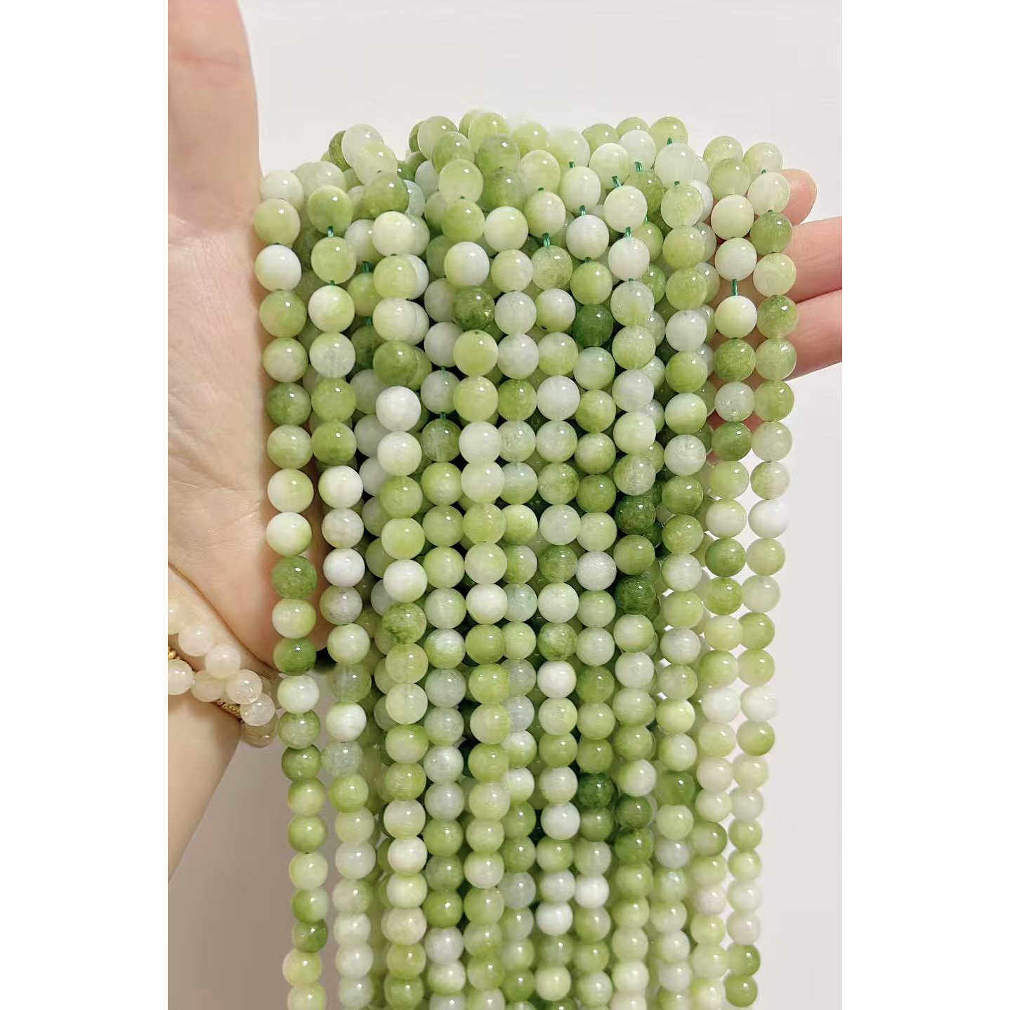 天然优化青提奶盖玉髓散珠