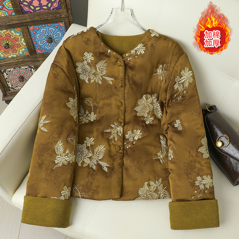 洋气妈妈冬装重工刺绣丝缎保暖棉衣女2025新款高级感国风加厚外套