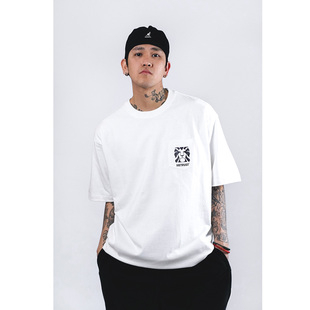 蜜丘琳国潮简约嘻哈街舞狮子LOGO印花重磅口袋款 TEE恤 小领口短袖