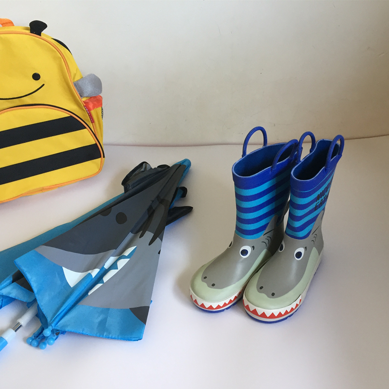 enbihouse原创设计ins风格鲨鱼卡通3D立体造型男女童靴中筒雨鞋