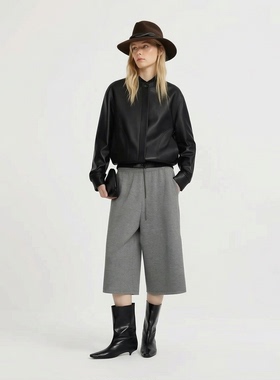 MESINVER黑色短款无涂小羔羊皮衣女机车风简约通勤外套O压力立领