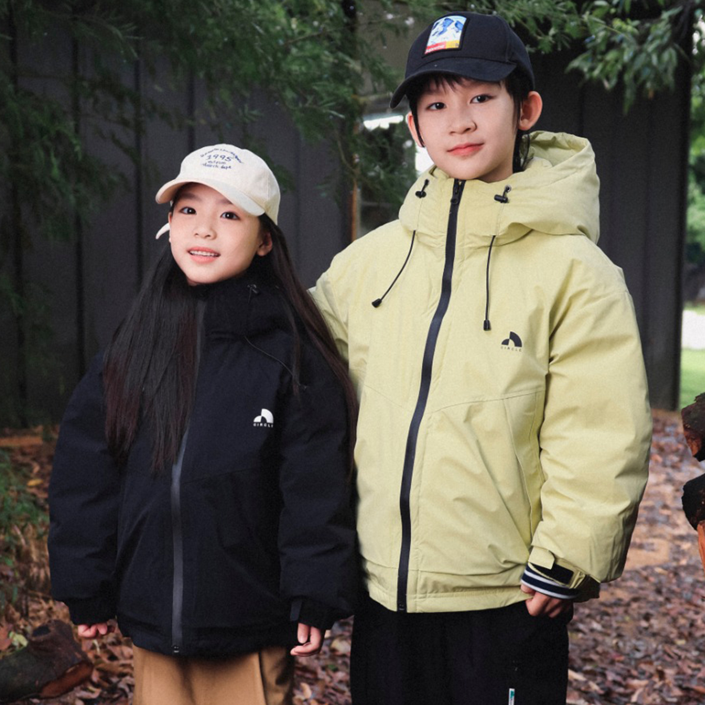 男女童户外简约连帽羽绒服中大童