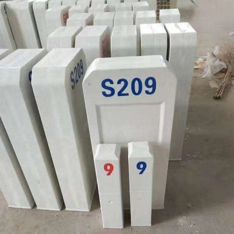 水泥百米桩 水泥制品 水泥公路界 里程碑 水泥隔离墩铁路界桩