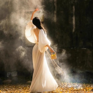 白月光古希腊女神慵懒风孕妇独特超好看度假灯笼袖长袖连衣裙春夏