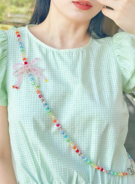 原创设计仿水晶方块手工串珠蝴蝶结女款精致百搭手机斜挎链包挂饰