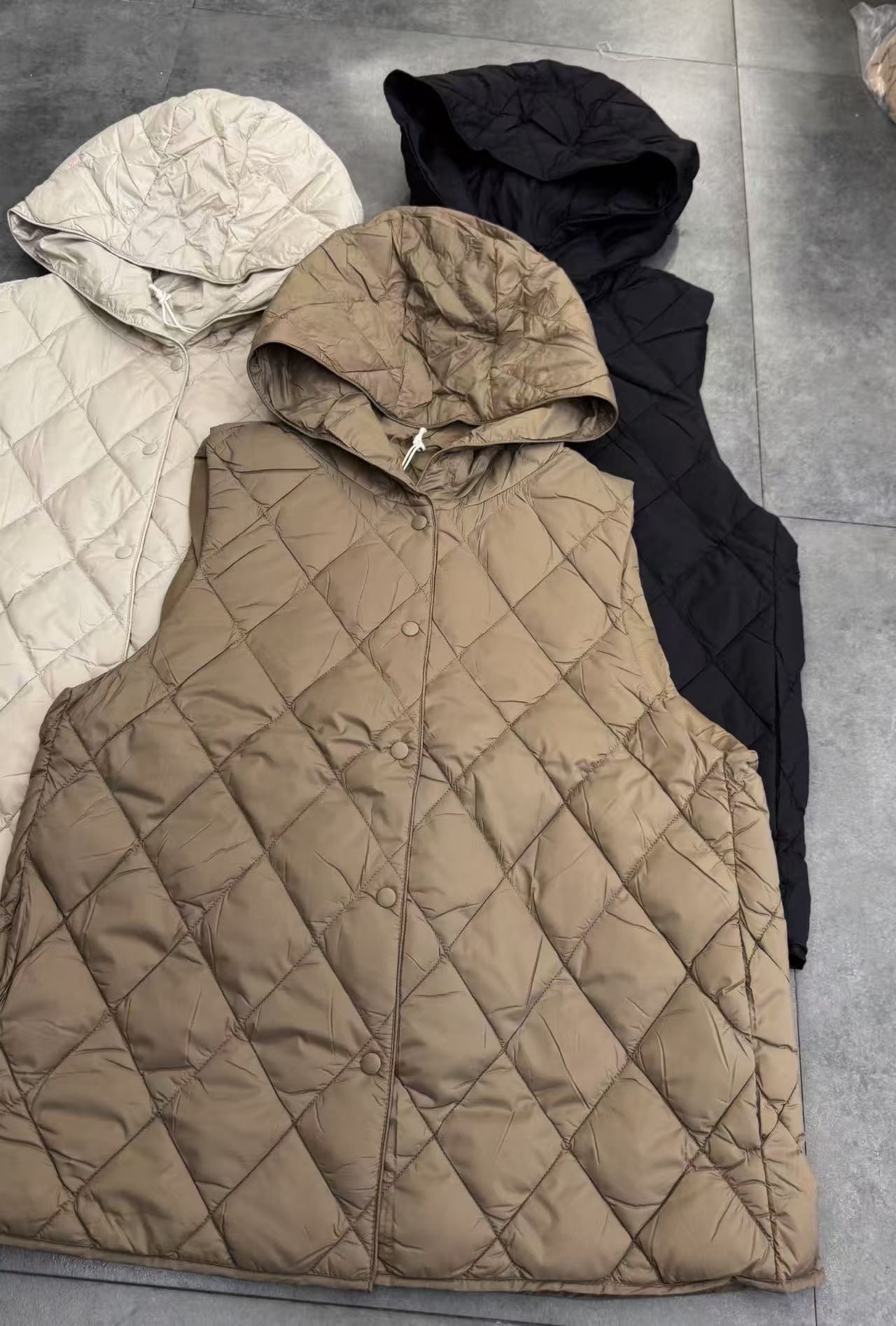 忆宿凡朴羽绒马甲288155