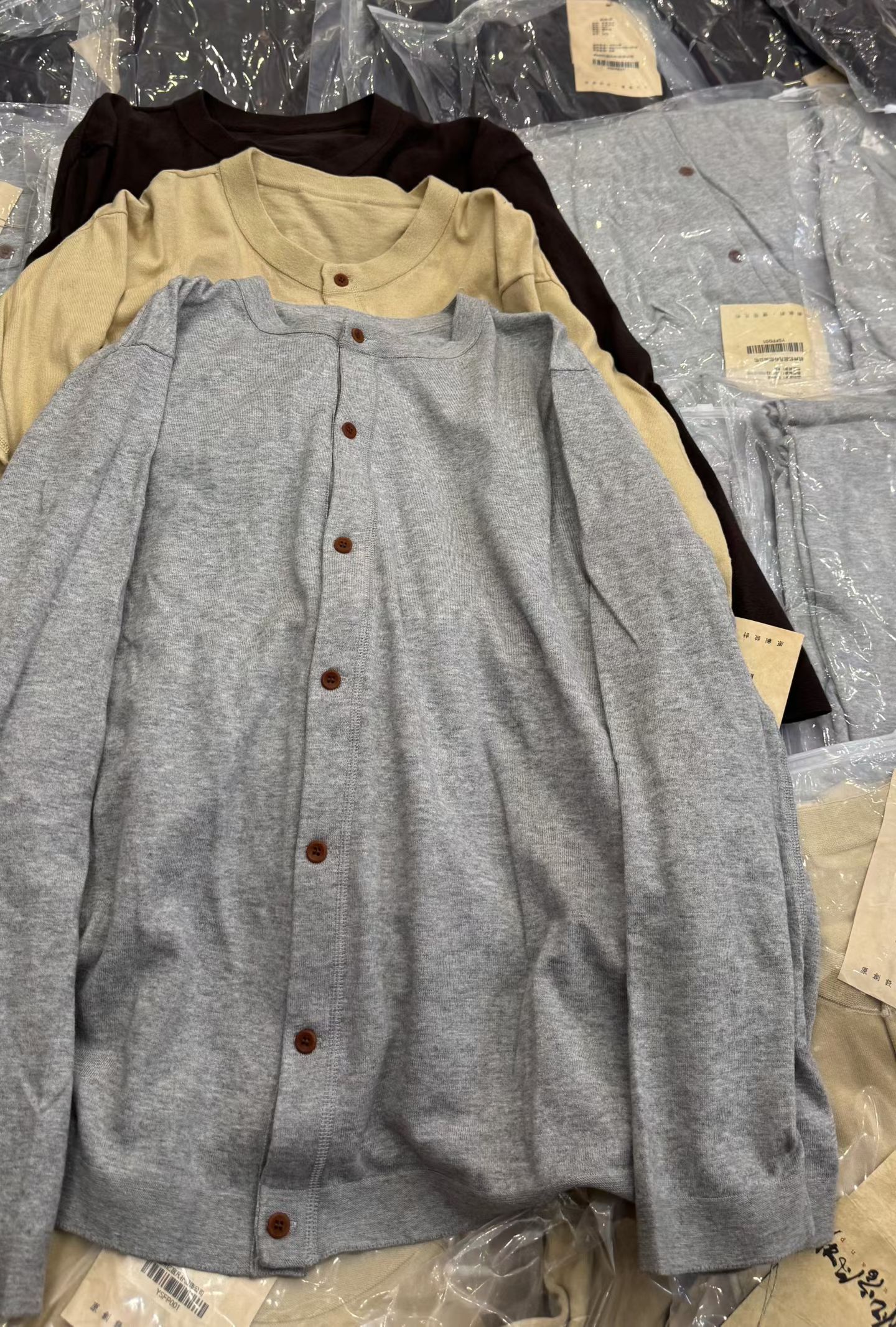 忆宿凡朴针织开衫001