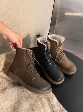 静秀阁.通宝短靴圆头马丁靴T1711-1