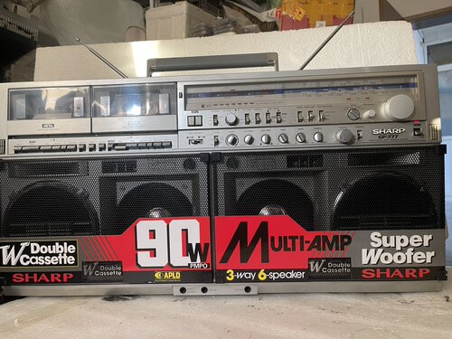 经典的夏普GF777Z双卡收录机,功能全好的,带原机说明书收藏怀旧