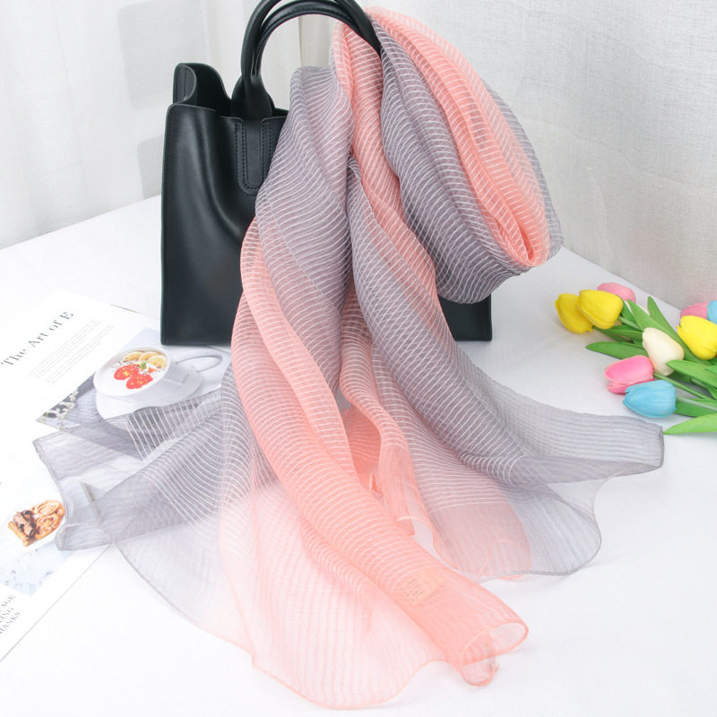 真丝围巾女秋冬季韩版百搭渐变色丝巾长款格子桑蚕丝羊毛礼服披肩