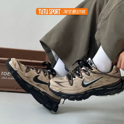 球鞋定制 Nike Initiator 荒野沙漠低帮休闲徒步黑棕男子低帮跑鞋
