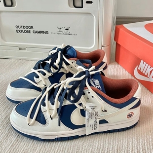 球鞋定制 Nike Dunk Low 涂鸦手绘米蓝色耐磨防滑女款低帮板鞋